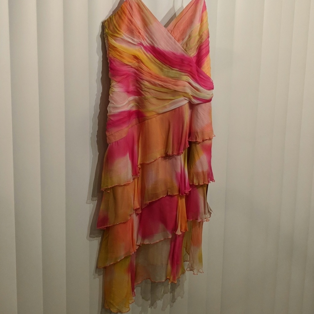 Gorgeous Prom, Cocktail or Evening Dress